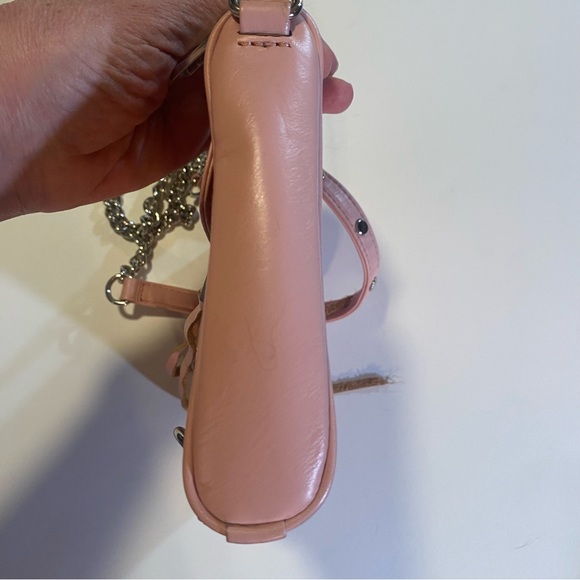 Rebecca Minkoff Mini Mac GUC see pics for wear on bottom corners, inside clean - Picture 13 of 16